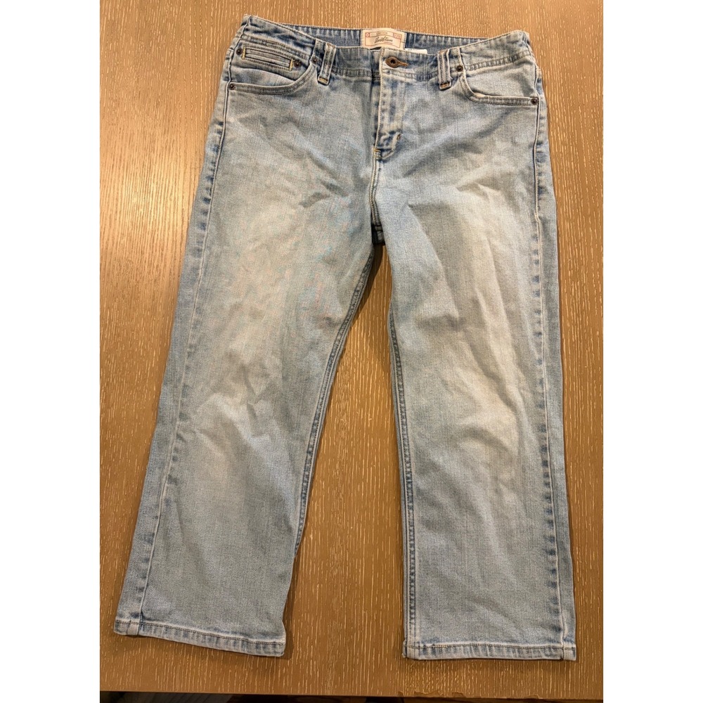 Signature by Levi Strauss Gold Label Light Wash Capri Jeans Misses 12 Stretch